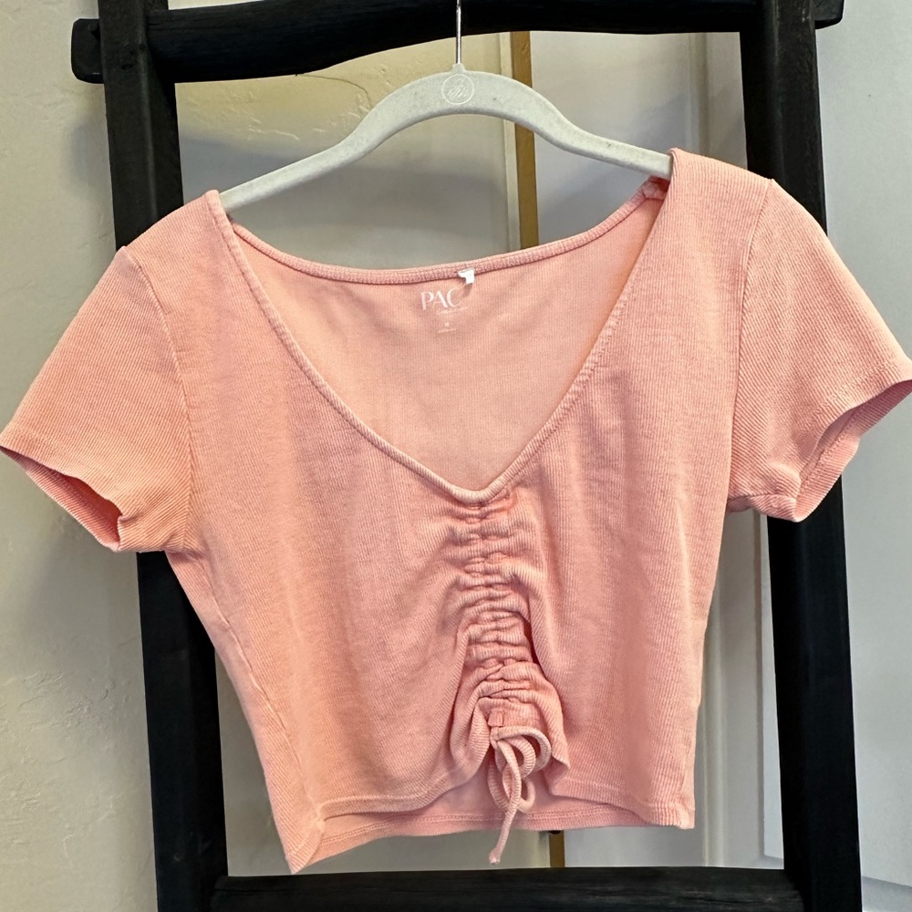 Pacsun cinched front V neck top